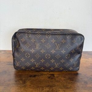 Louis Vuitton Monogram Trousse Toiletry Pouch 28